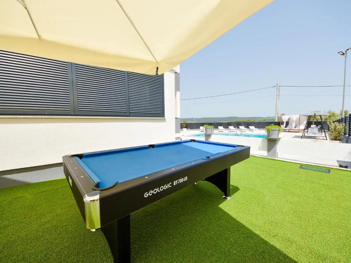 Apartment Franka By Interhome Pasman